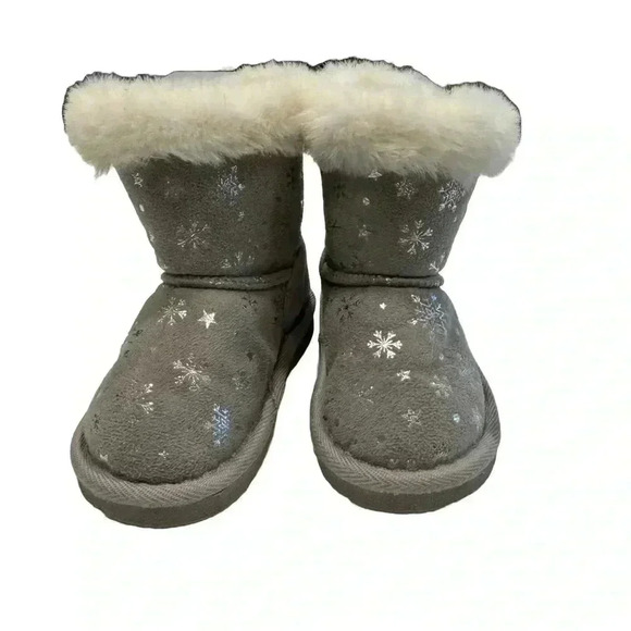 Frozen gray & white w/ snow flakes & rhinestones girls boots size 6 NWOT - Picture 1 of 10